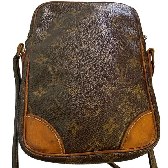 Louis Vuitton Vintage Monogram Amazon Bag. Authenticated. - Picture 3 of 16